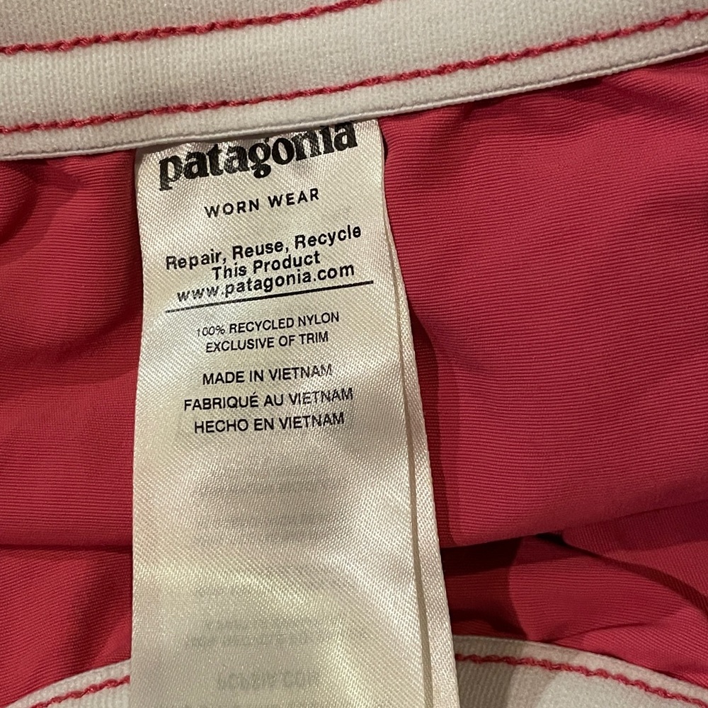 Patagonia Baggies Shorts 5" Reef Pink size XL Hiking Outerwear - Picture 7 of 7